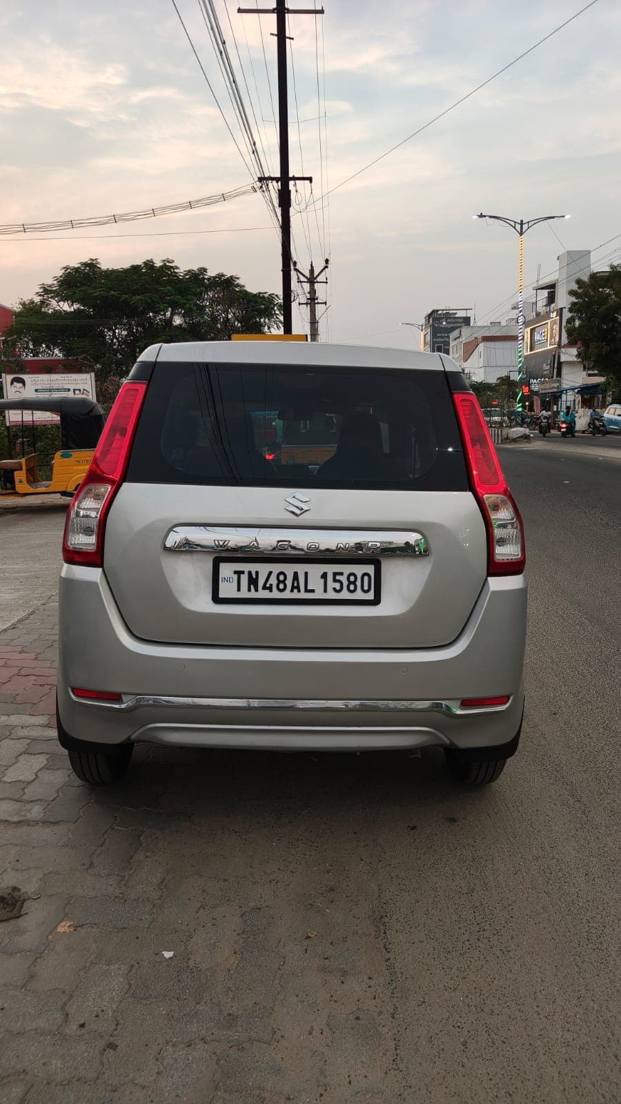 2019 Maruti Suzuki Wagon R VXi 4