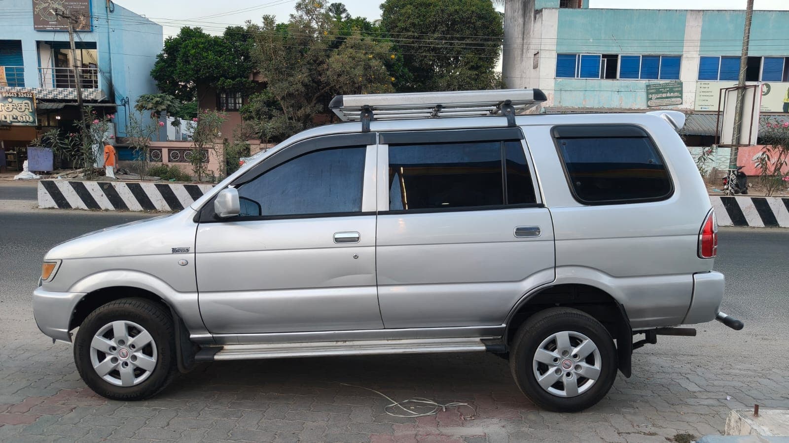 2014 Chevrolet Tavera Neo 3