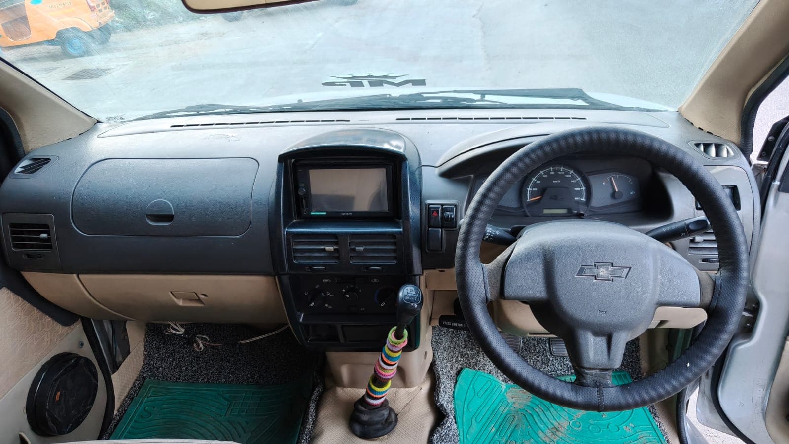 2014 Chevrolet Tavera Neo 5