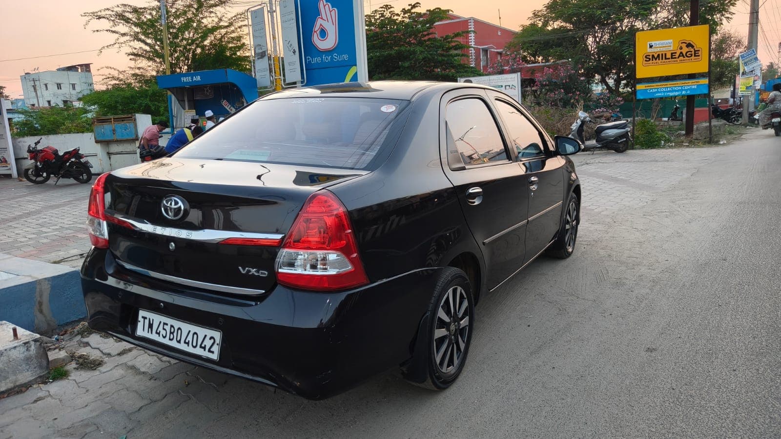 2019 Toyota Etios VX 5