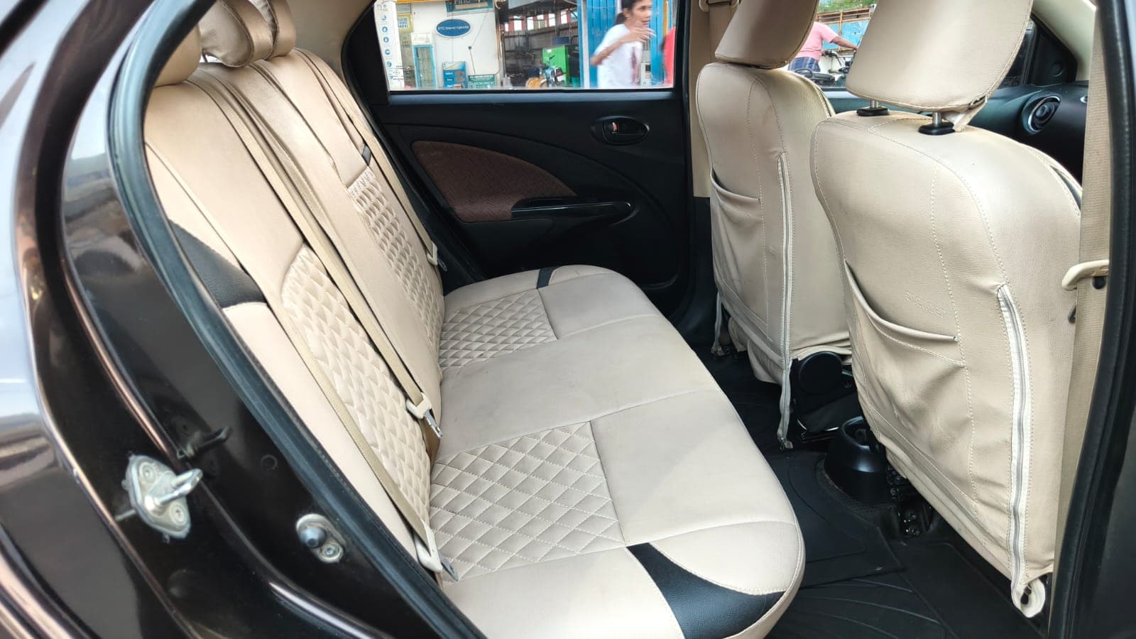 2019 Toyota Etios VX 8