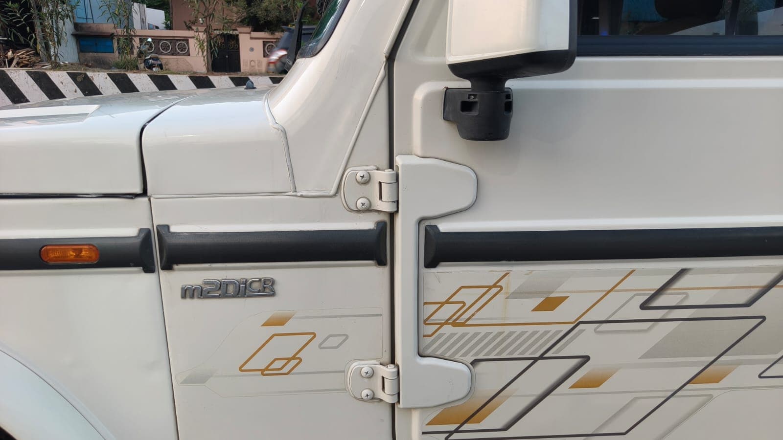 2016 Mahindra Bolero SLX 7