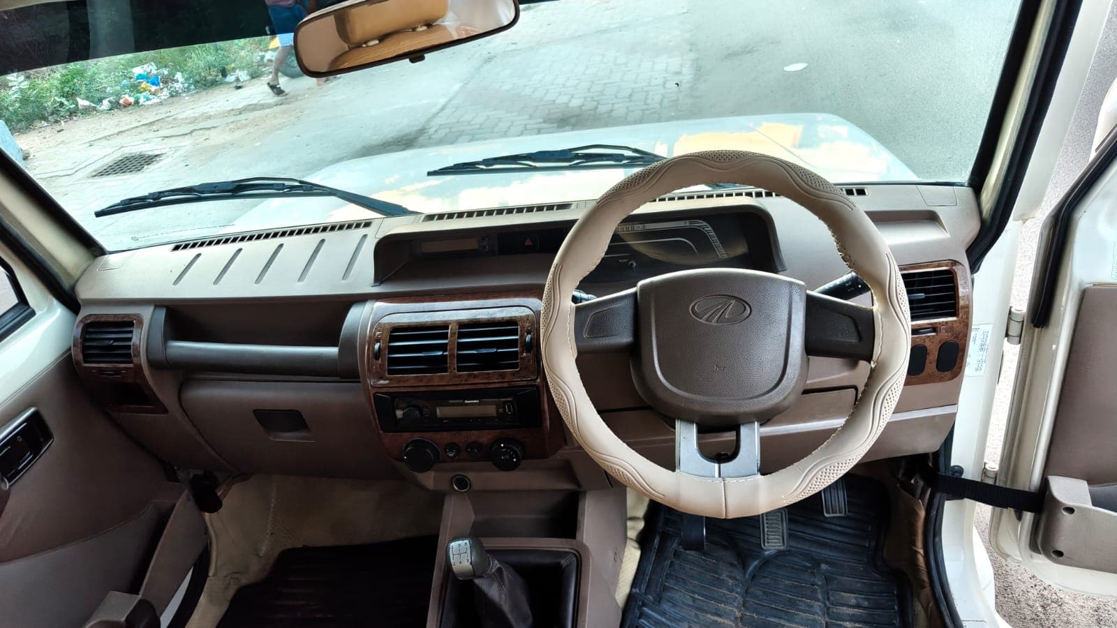 2016 Mahindra Bolero SLX 8