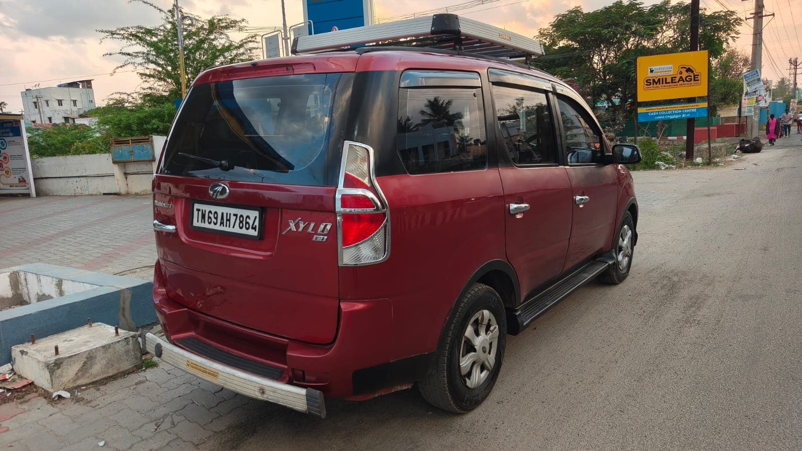 2013 Mahindra Xylo E4 4