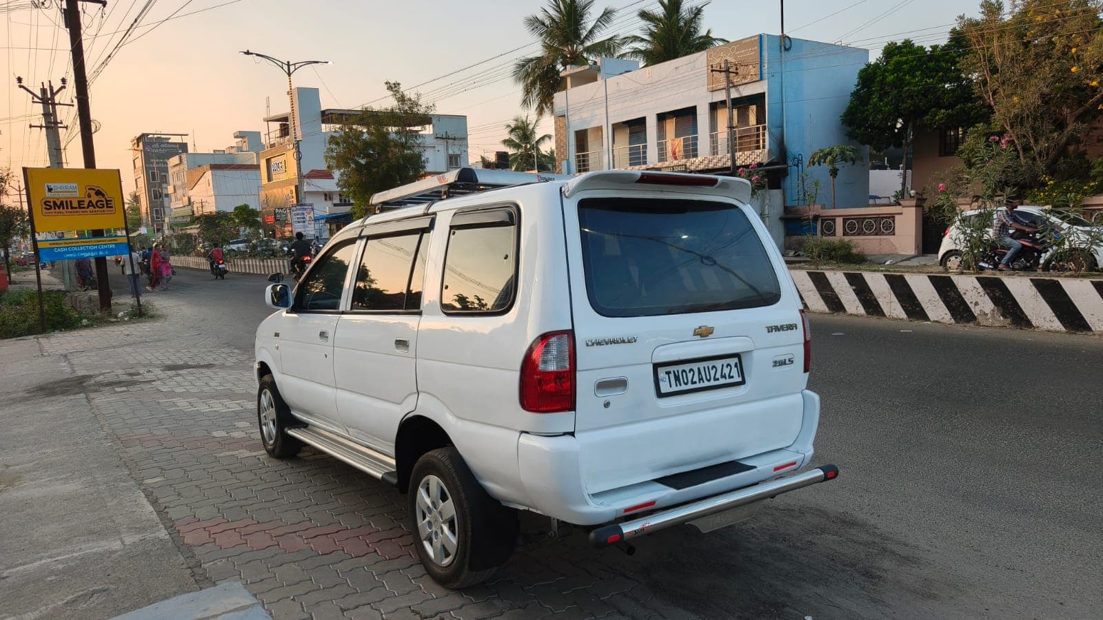 2012 Chevrolet Tavera Neo 3
