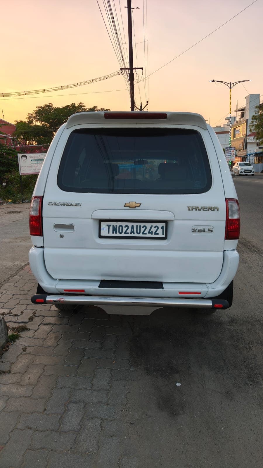 2012 Chevrolet Tavera Neo 4