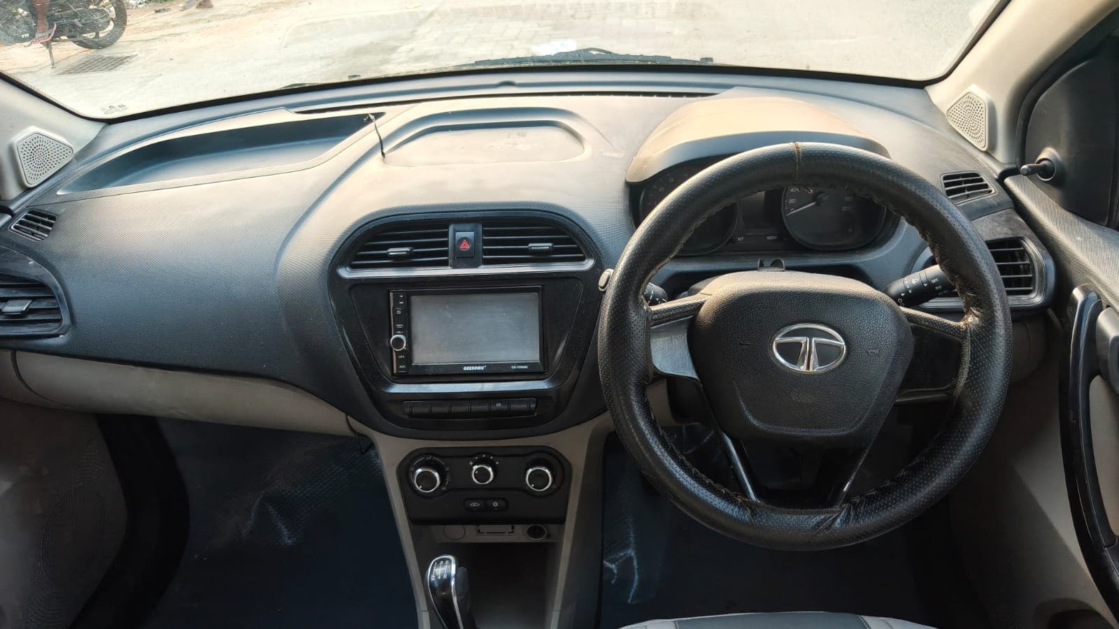 2018 Tata Tiago XM 6