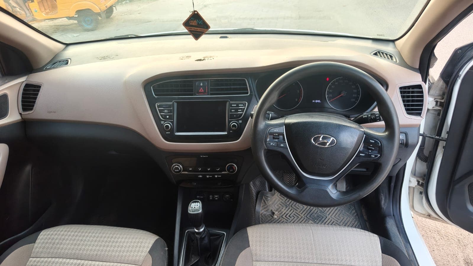 2019 Hyundai i20 Asta (O) 6