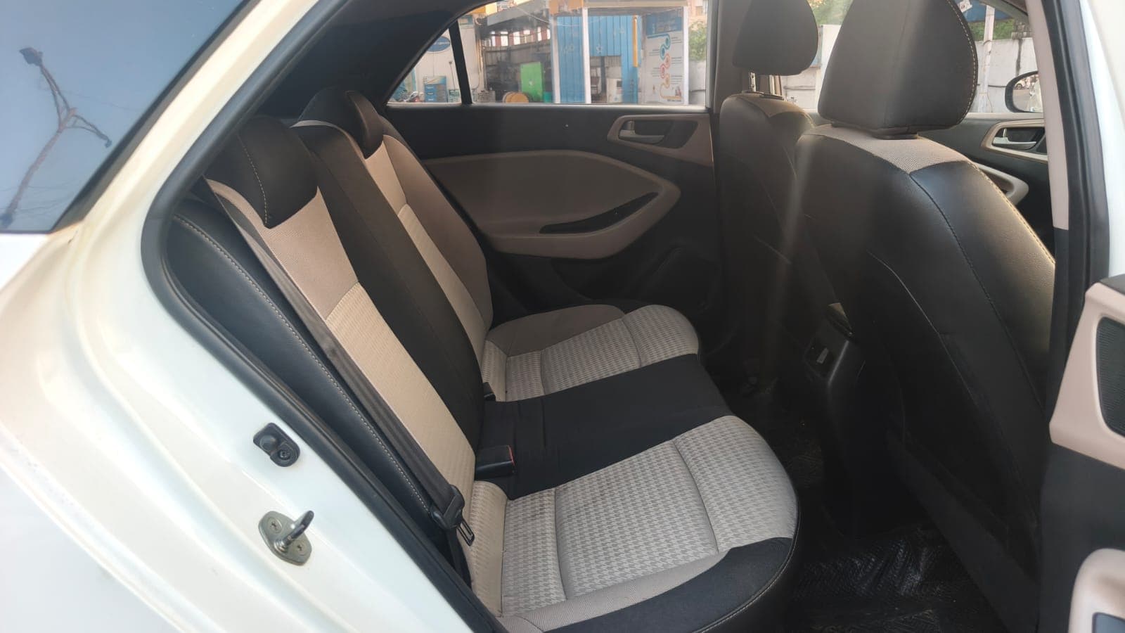 2019 Hyundai i20 Asta (O) 8