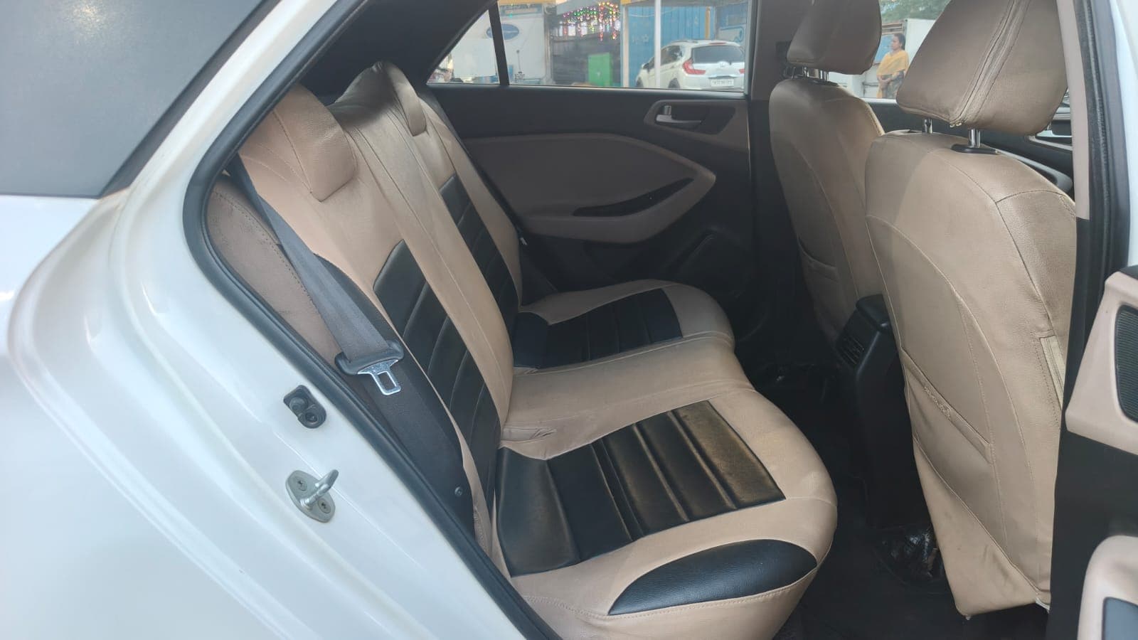 2015 Hyundai Elite i20 Sportz 8