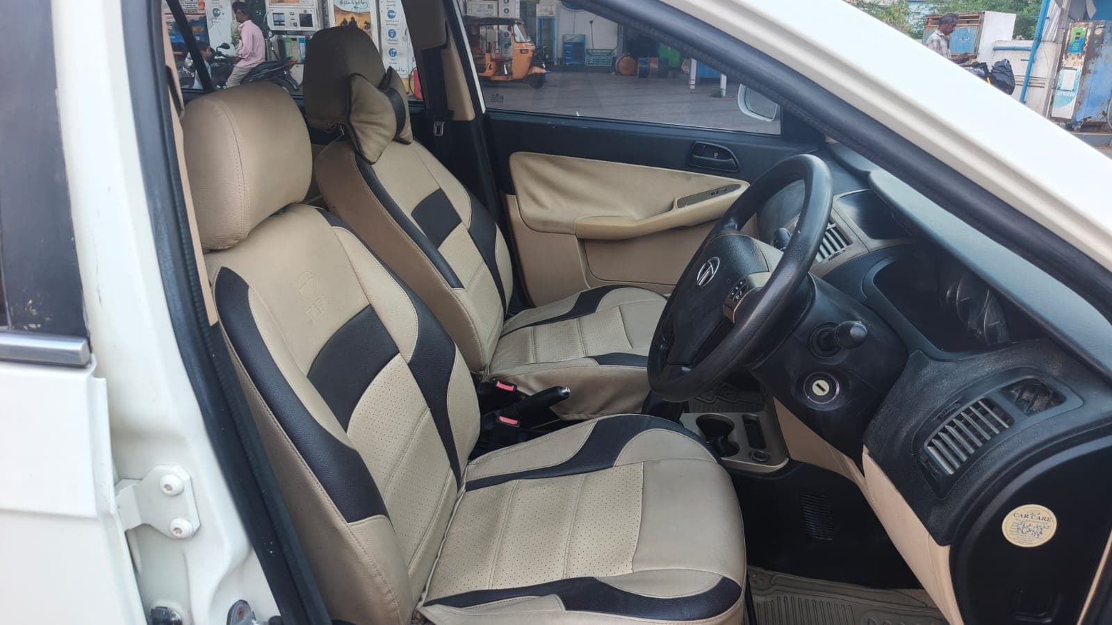 2013 Tata Indica Vista Aqua 7