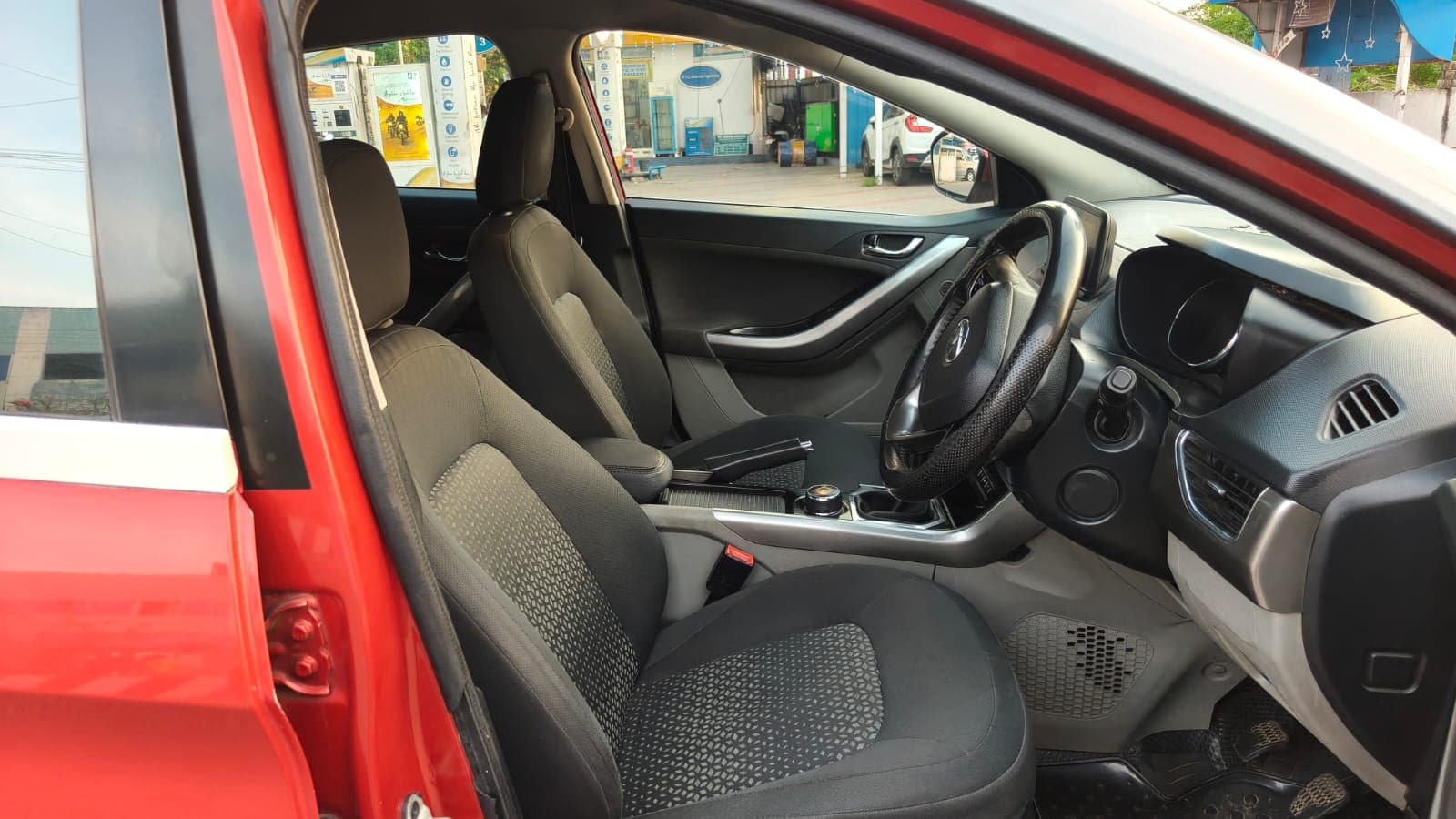 2019 Tata Nexon XZ+ 7