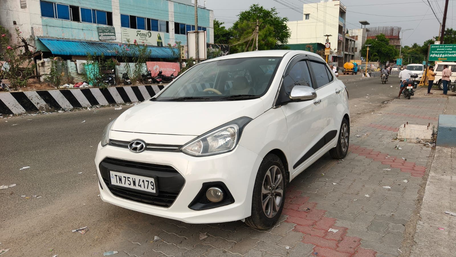2015 Hyundai Xcent SX 2