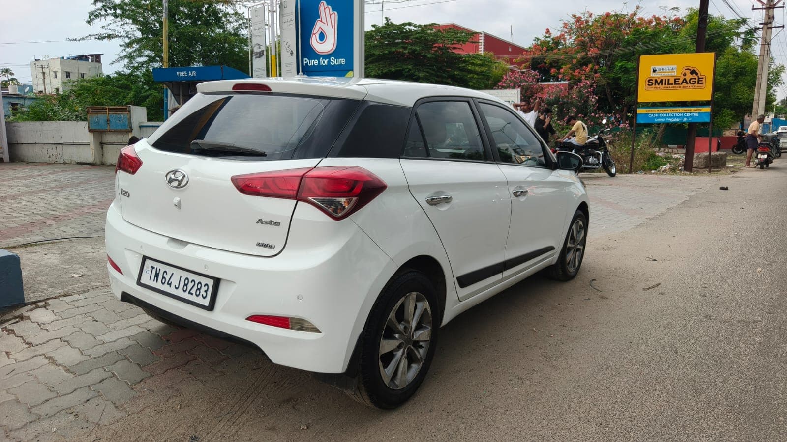 2014 Hyundai i20 Asta (O) 4