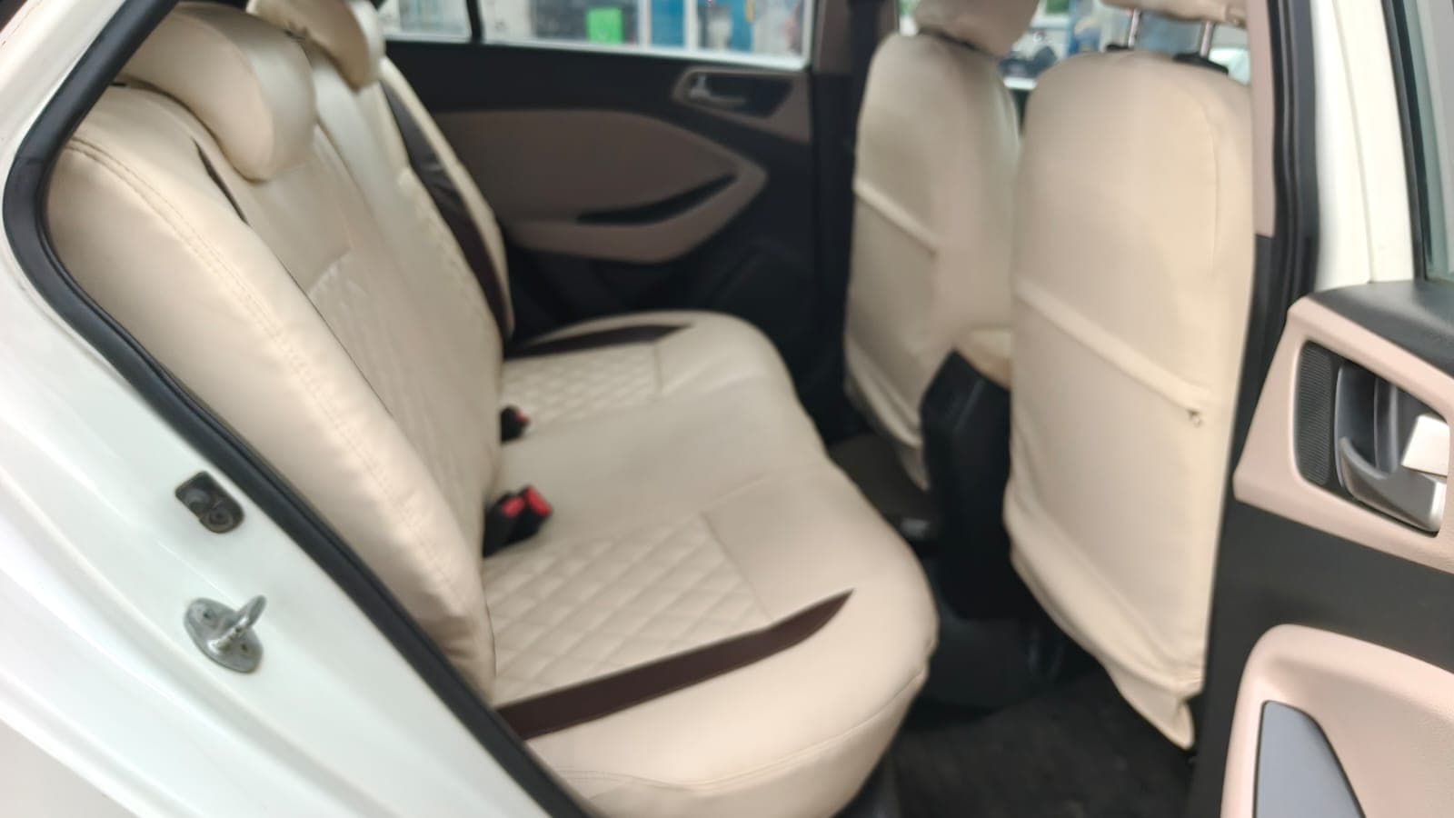 2014 Hyundai i20 Asta (O) 7