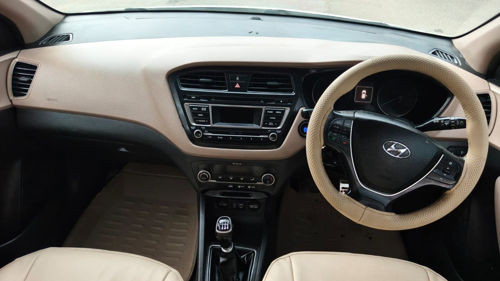 2014 Hyundai i20 Asta (O) 8