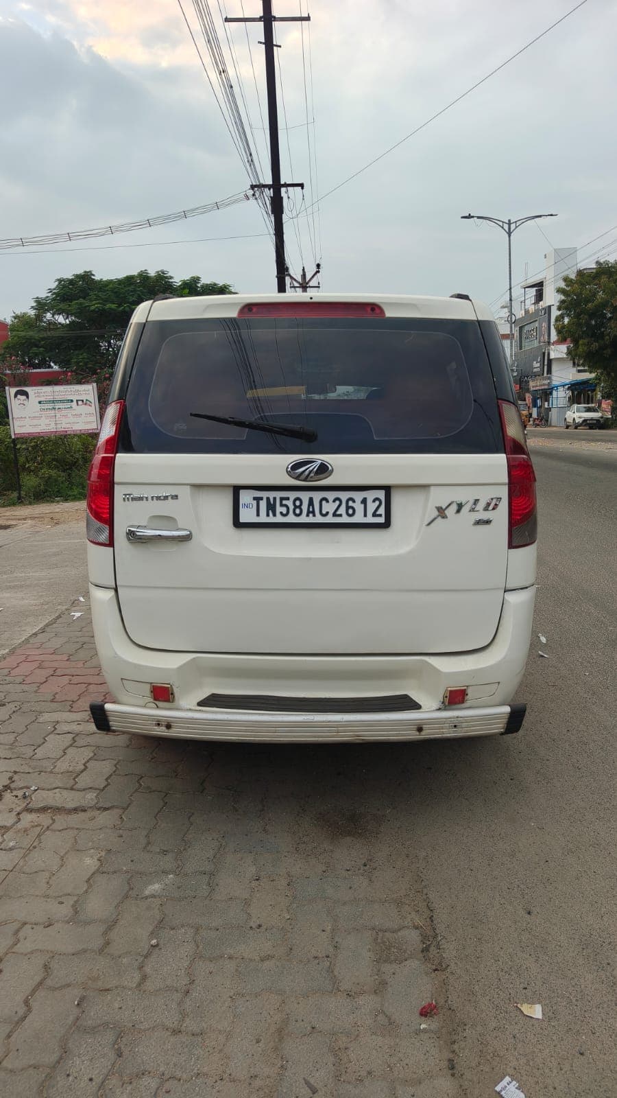 2012 Mahindra Xylo E4 4