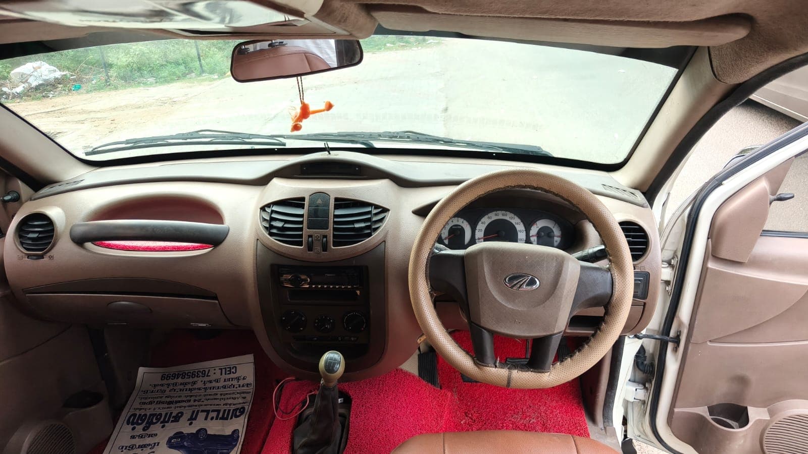 2012 Mahindra Xylo E4 5