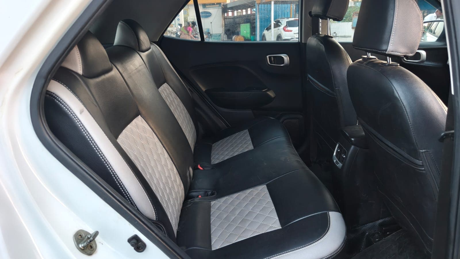 2020 Hyundai Venue S(O) 8