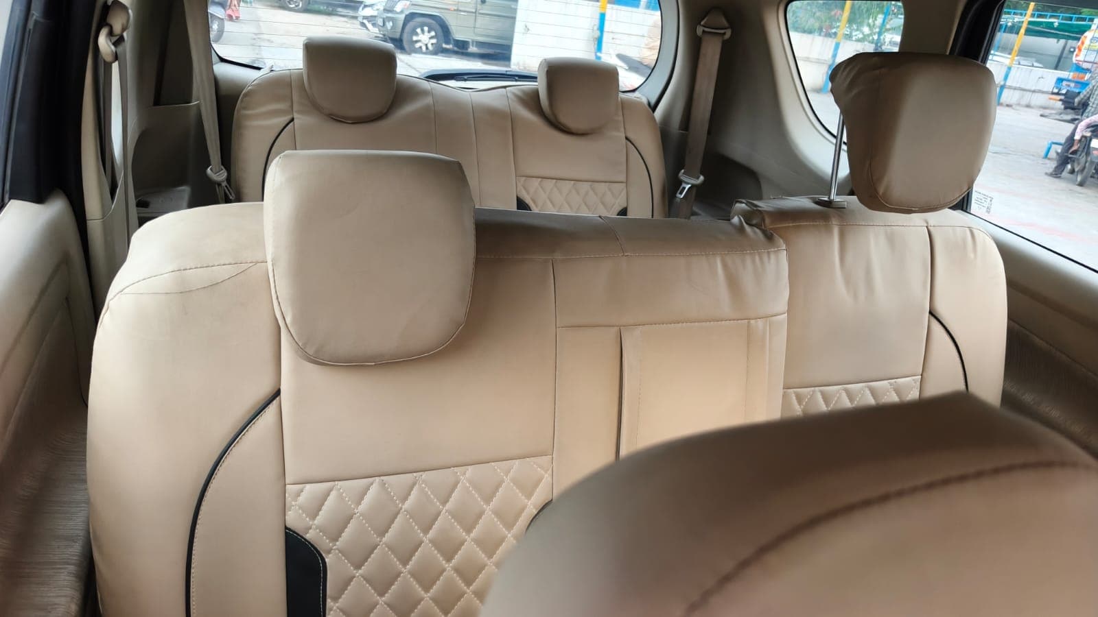 2015 Maruti Suzuki Ertiga ZDi 7