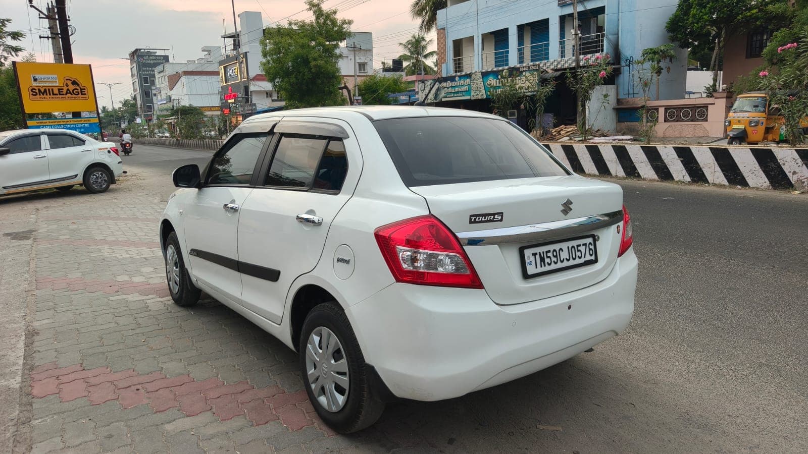 2020 Maruti Suzuki Swift Dzire VXi 3